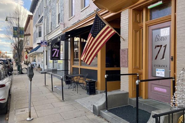 Bistro 71