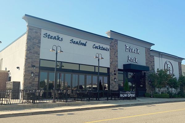 Black Rock Bar & Grill